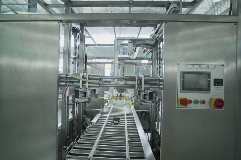 automatic bag-in-box packaging machine