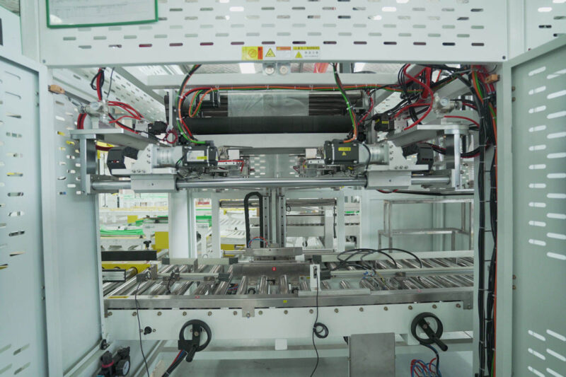 automatic bag-in-box packaging machine